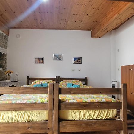 Guest House Mangalem Μπεράτ Εξωτερικό φωτογραφία