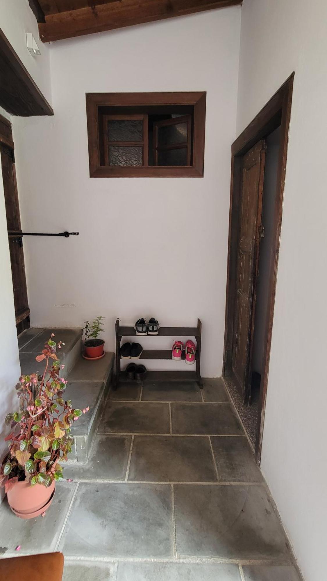 Guest House Mangalem Μπεράτ Εξωτερικό φωτογραφία
