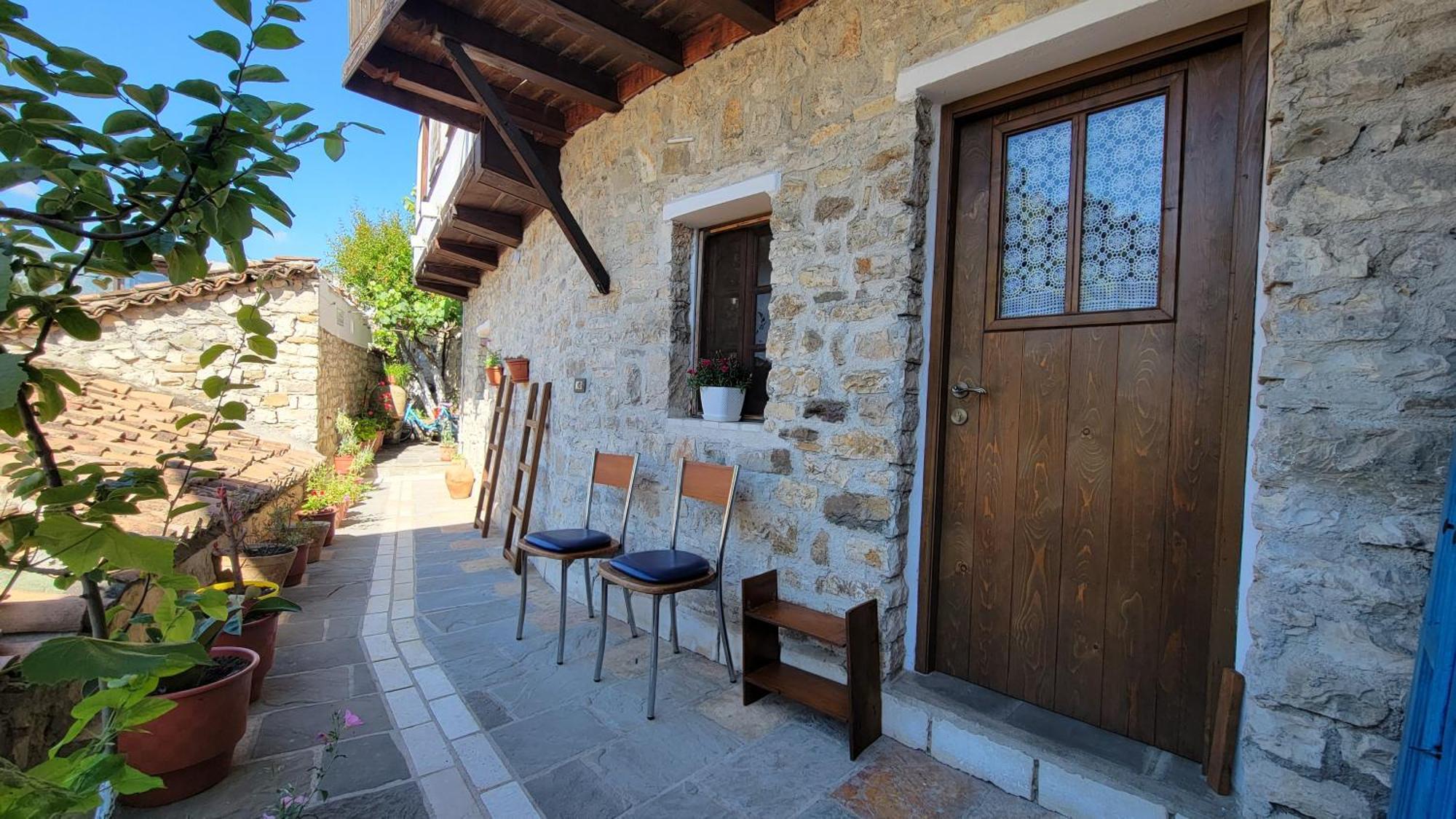 Guest House Mangalem Μπεράτ Εξωτερικό φωτογραφία